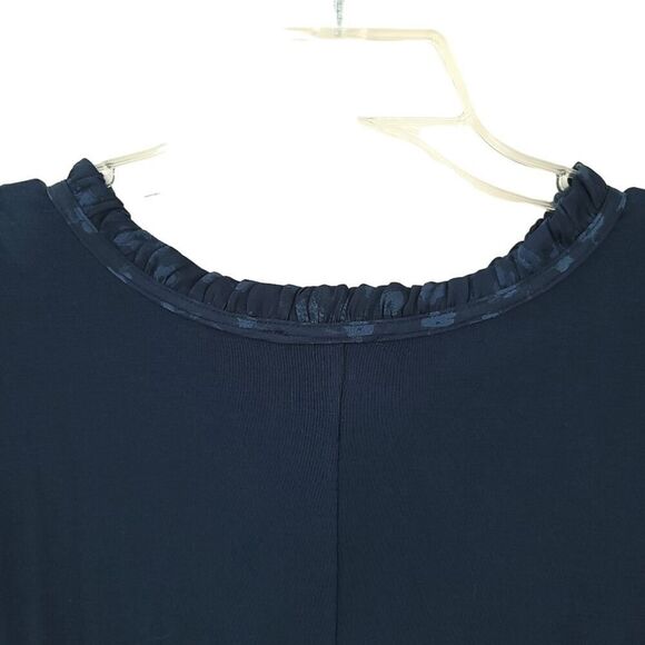 Lane Bryant Navy Floral Lightweight Blouse 14/16 - Picture 4 of 13